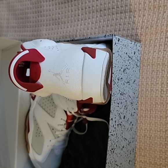 Retro 6 - Picture 2 of 3